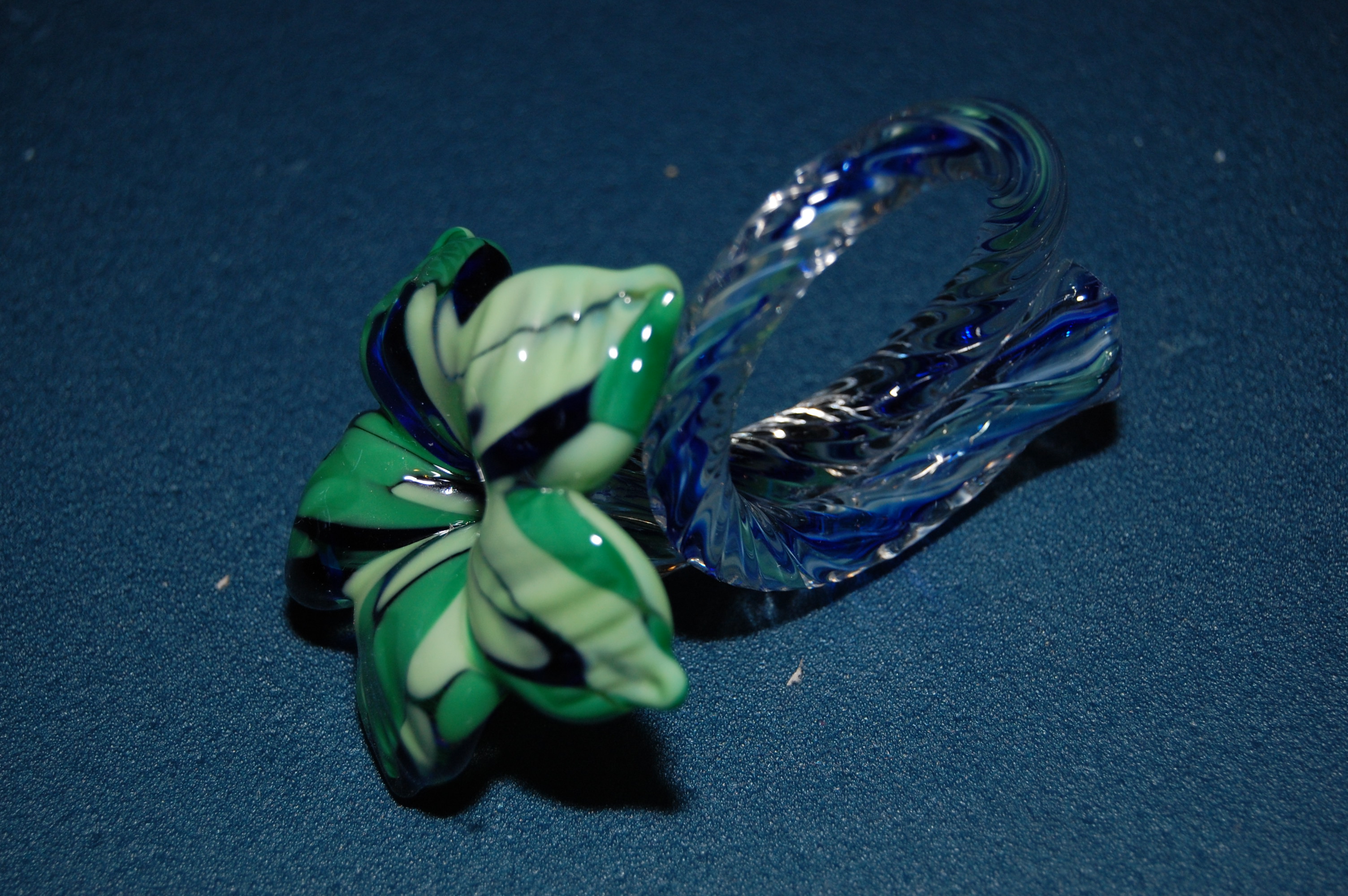 servetring in bloemvorm, gemilleerd groene kleur